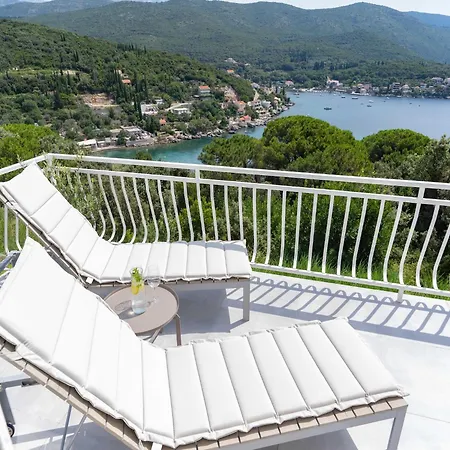 公寓 - Two Bedroom With Terrace And Sea View *