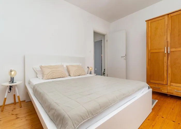 - Two Bedroom With Terrace And Sea View 아파트