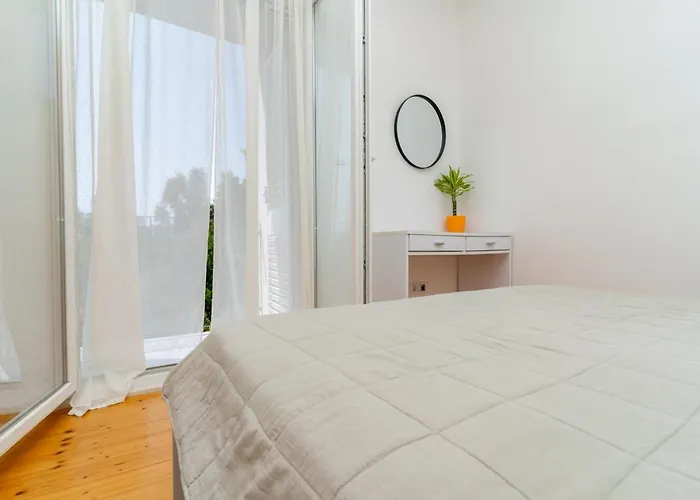 아파트 - Two Bedroom With Terrace And Sea View 몰루나트