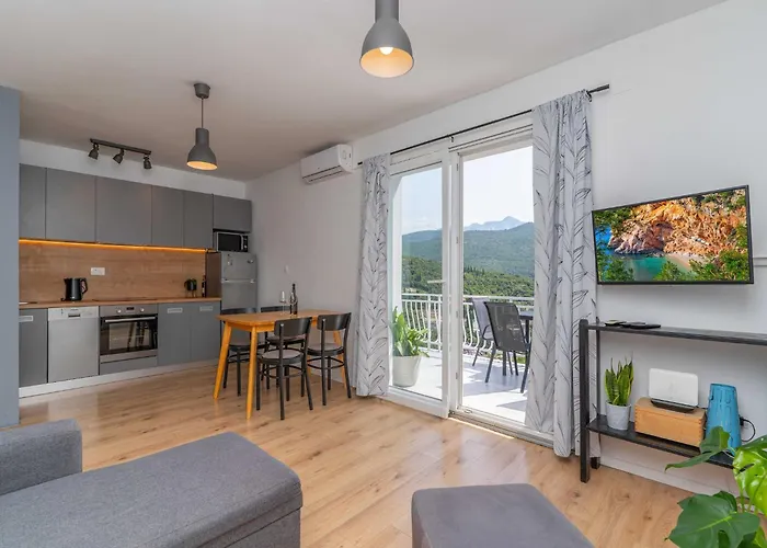 아파트 - Two Bedroom With Terrace And Sea View